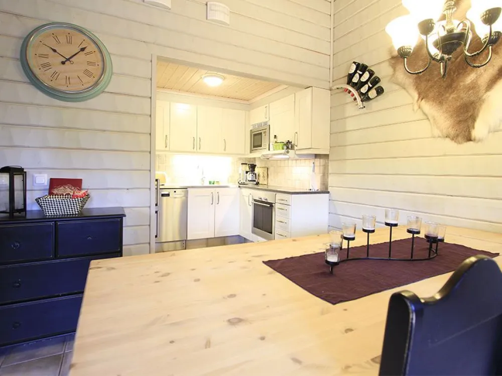 Solhem Radhus SH24, 8+3 bäddar djurtillåten